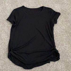 Lululemon Tee